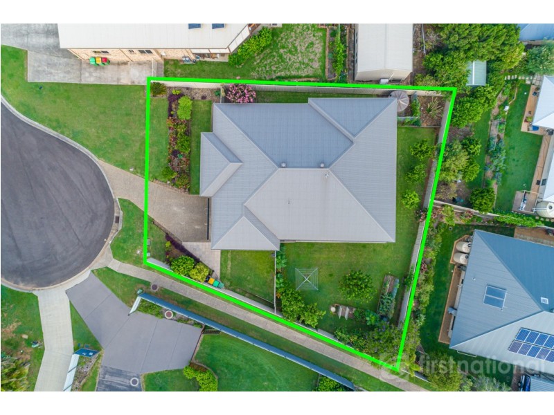 13 Gordon Place, Glass House Mountains QLD 4518