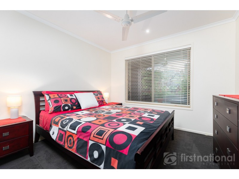 13 Gordon Place, Glass House Mountains QLD 4518