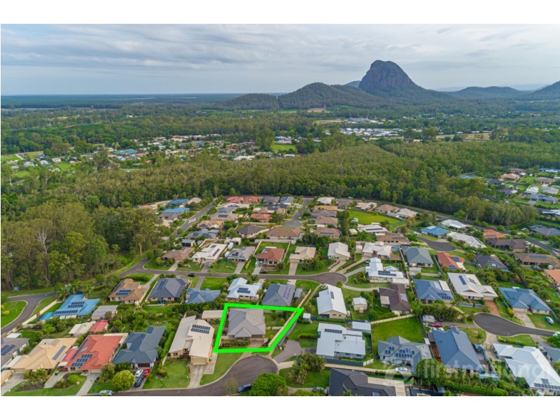 13 Gordon Place, Glass House Mountains QLD 4518