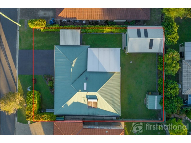 4 Edwin Drive, Landsborough QLD 4550