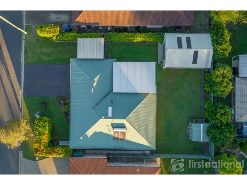 4 Edwin Drive, Landsborough QLD 4550