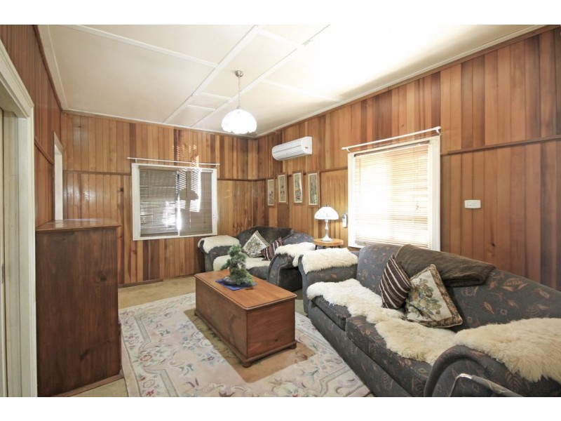 39 Coonowrin Road, Glass House Mountains QLD 4518