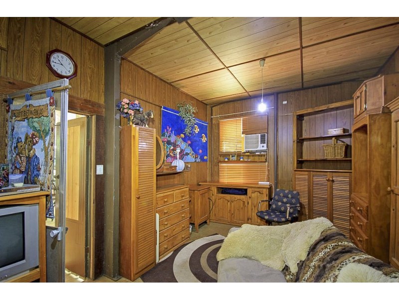 39 Coonowrin Road, Glass House Mountains QLD 4518