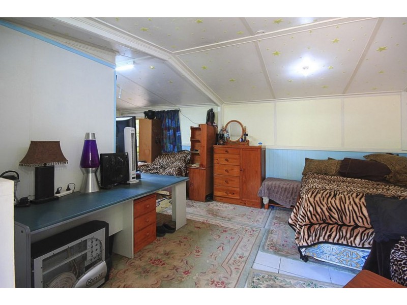 39 Coonowrin Road, Glass House Mountains QLD 4518