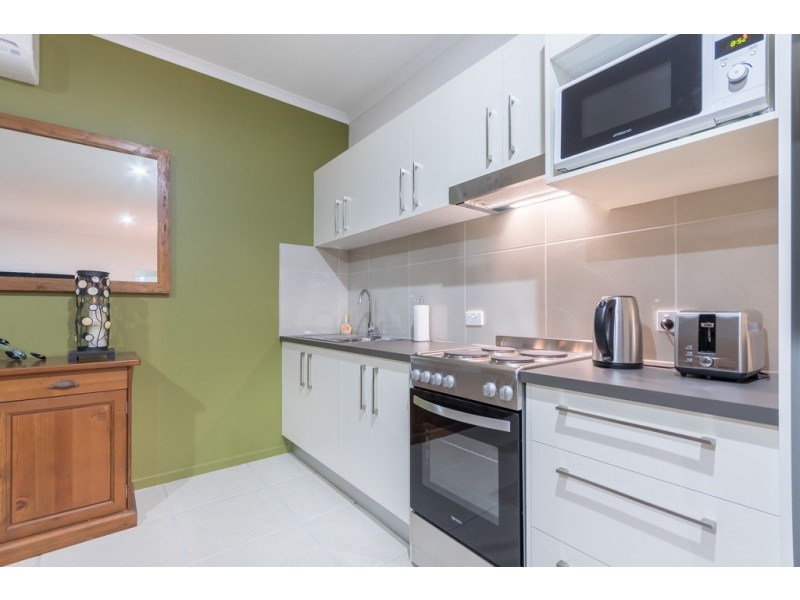 12 Coach House Place, Mooloolah Valley QLD 4553