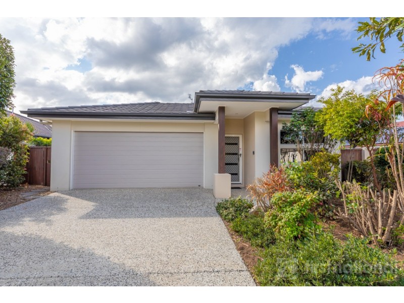 8 Pepper Tree Way, Beerwah QLD 4519