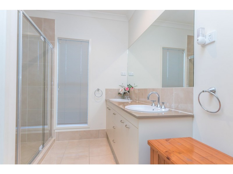 3 Woodgrove Boulevard, Beerwah QLD 4519