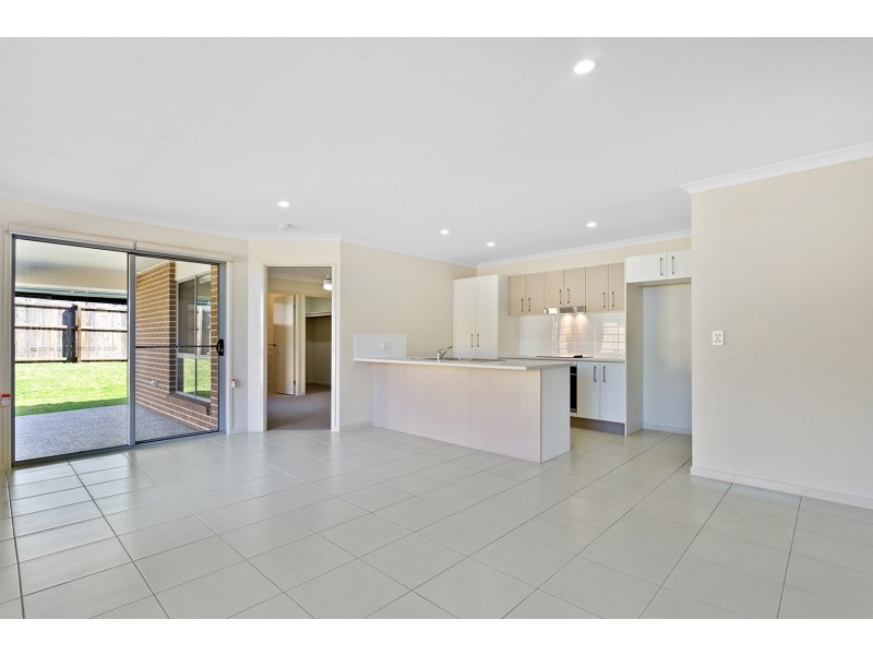 37A Lakefield Crescent, Beerwah QLD 4519
