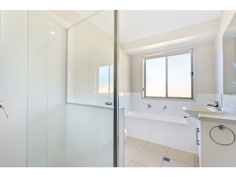 37A Lakefield Crescent, Beerwah QLD 4519