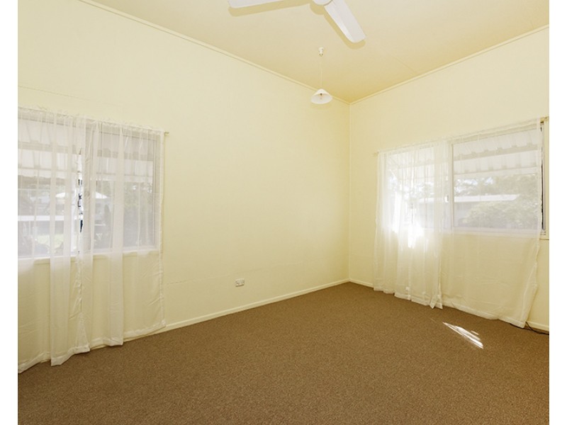 32 Maleny Street, Landsborough QLD 4550