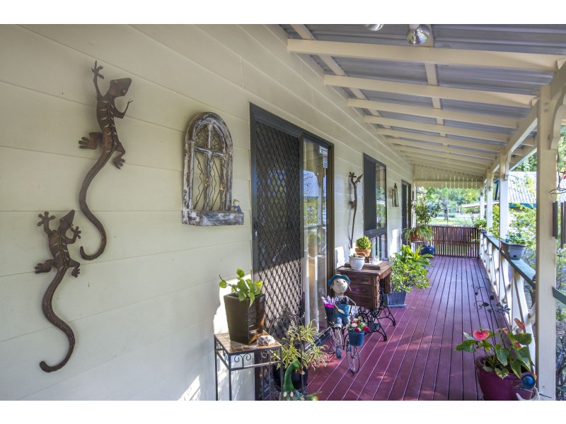 2728 Old Gympie Road, Beerwah QLD 4519