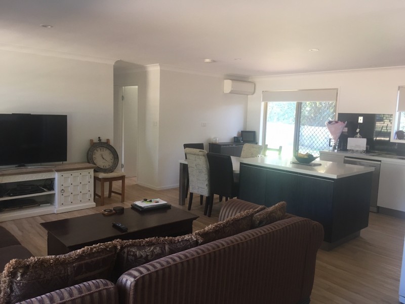 9 Mellumview Drive, Beerwah QLD 4519