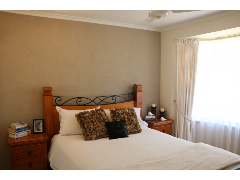 17 Anderson Road, Glass House Mountains QLD 4518