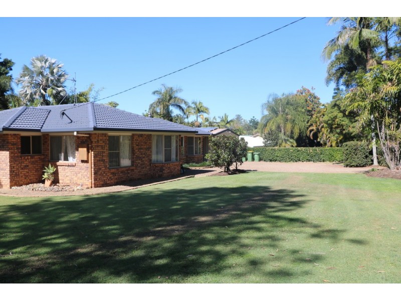 17 Anderson Road, Glass House Mountains QLD 4518