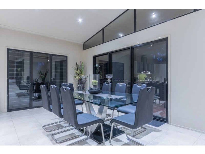 10 Raintree Close, Diamond Valley QLD 4553