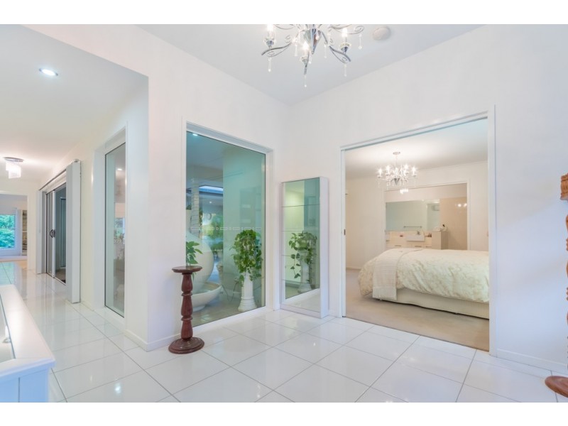 37 Carnarvon Drive, Beerwah QLD 4519