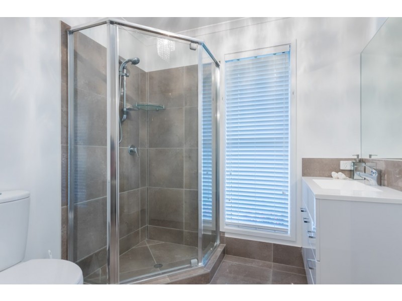 37 Carnarvon Drive, Beerwah QLD 4519