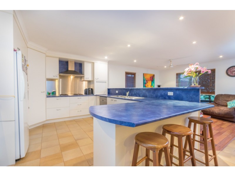 12 Tudor Court, Beerwah QLD 4519