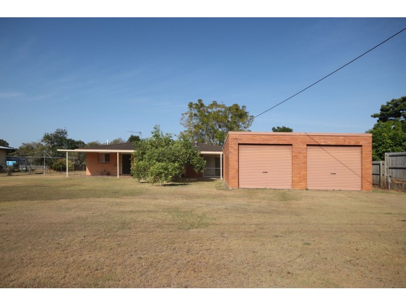 11 Swan Street, Beerwah QLD 4519