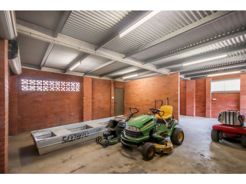 11 Swan Street, Beerwah QLD 4519