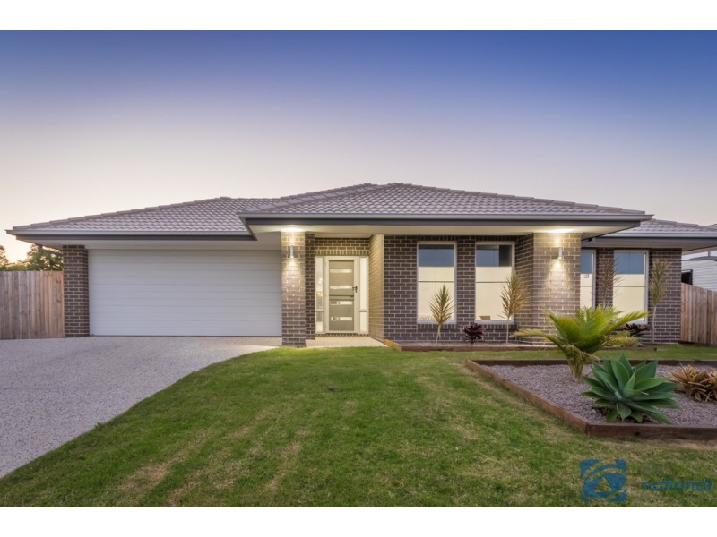 27 Pineview Drive, Beerwah QLD 4519