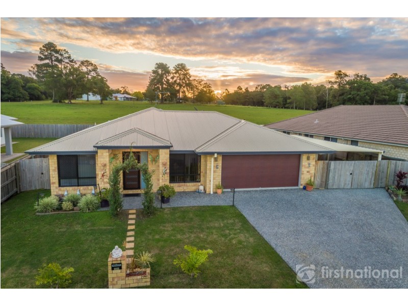 21 Pineview Drive, Beerwah QLD 4519