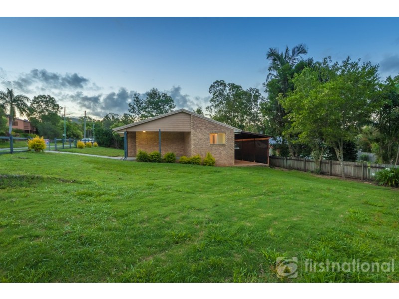 41 Railway Parade, Glass House Mountains QLD 4518