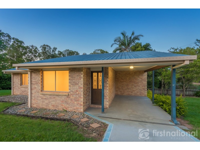 41 Railway Parade, Glass House Mountains QLD 4518