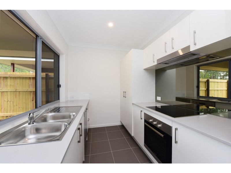 34/20 Crumpton Place, Beerwah QLD 4519