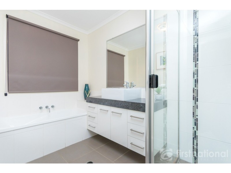 5 Sharwill Court, Glass House Mountains QLD 4518