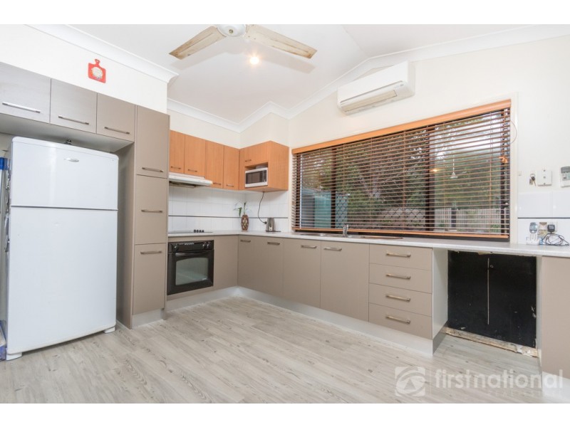 31 Paul Place, Glass House Mountains QLD 4518