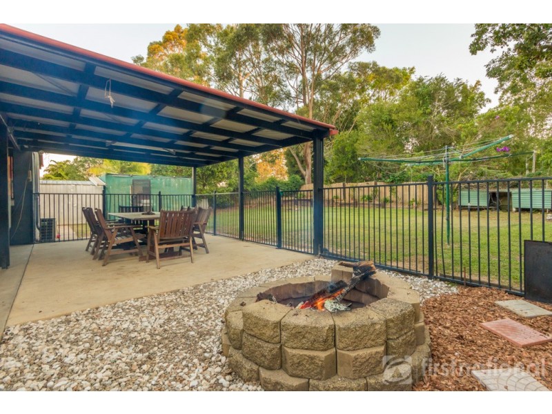 31 Paul Place, Glass House Mountains QLD 4518