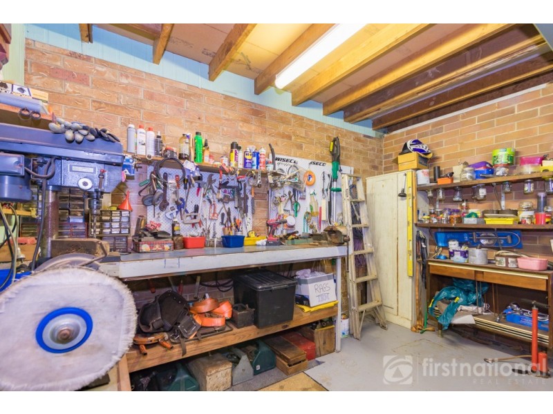 5 Knowles Place, Glass House Mountains QLD 4518