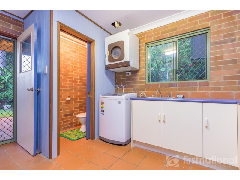 5 Knowles Place, Glass House Mountains QLD 4518