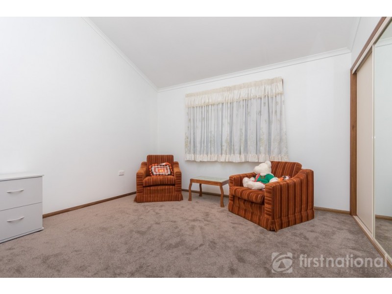 5 Knowles Place, Glass House Mountains QLD 4518
