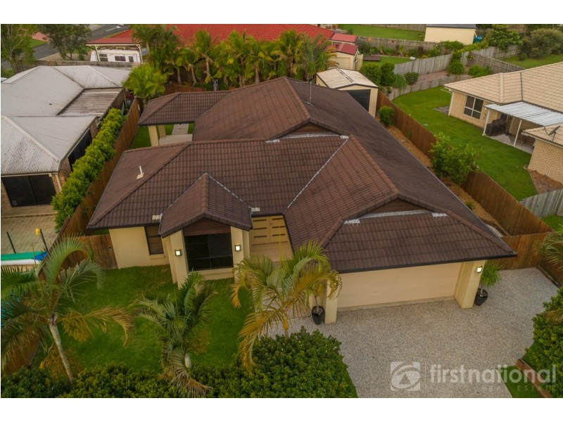 12 Crumpton Place, Beerwah QLD 4519