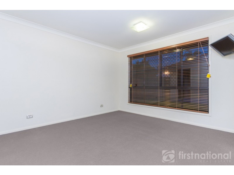 12 Crumpton Place, Beerwah QLD 4519