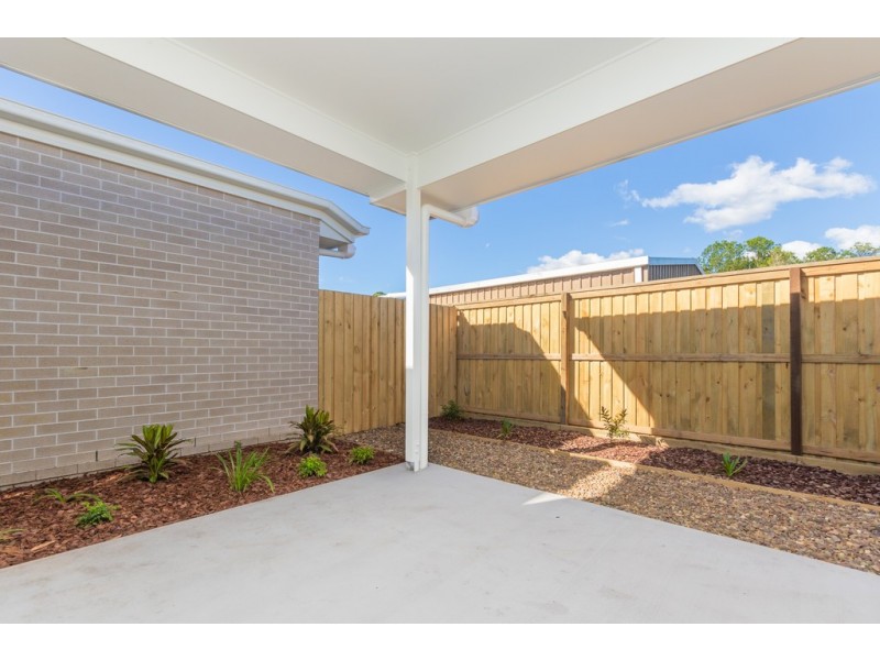 Units 1-6 19 Greber Road, Beerwah QLD 4519