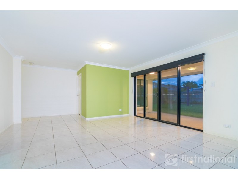 14 Flinders Ave, Beerwah QLD 4519