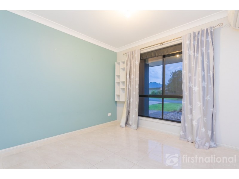 14 Flinders Ave, Beerwah QLD 4519