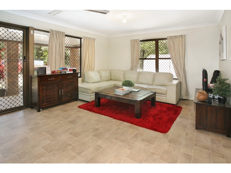 322 Coonowrin Road, Glass House Mountains QLD 4518