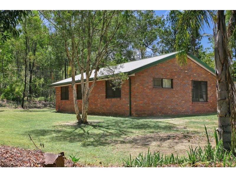 322 Coonowrin Road, Glass House Mountains QLD 4518