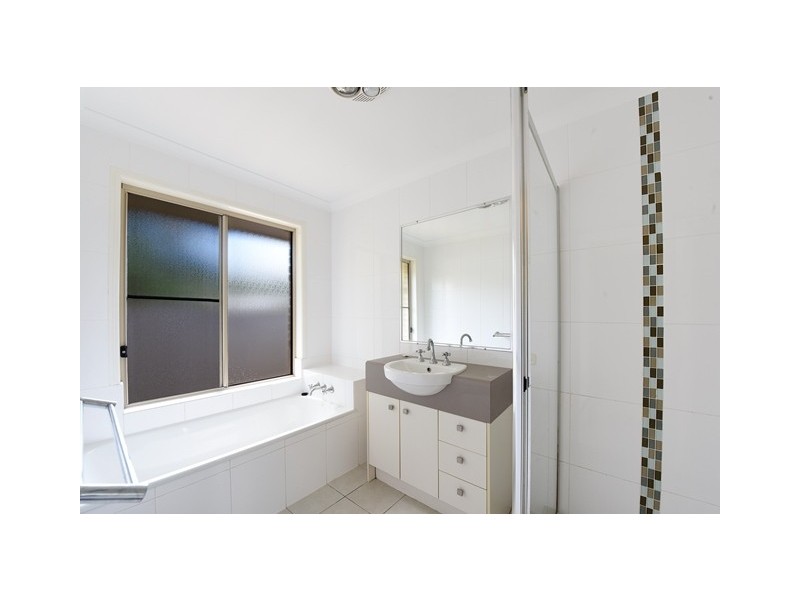 4 Sharwill Court, Glass House Mountains QLD 4518