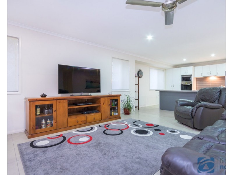 22 Whistler Place, Beerwah QLD 4519