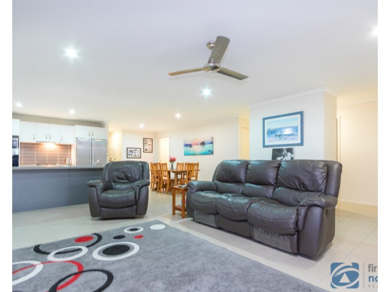 22 Whistler Place, Beerwah QLD 4519