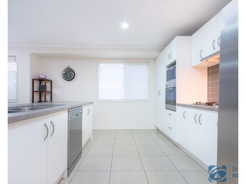 22 Whistler Place, Beerwah QLD 4519