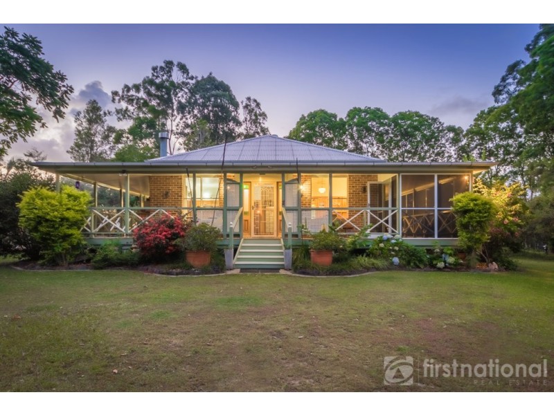 7 Crittenden Road, Glass House Mountains QLD 4518