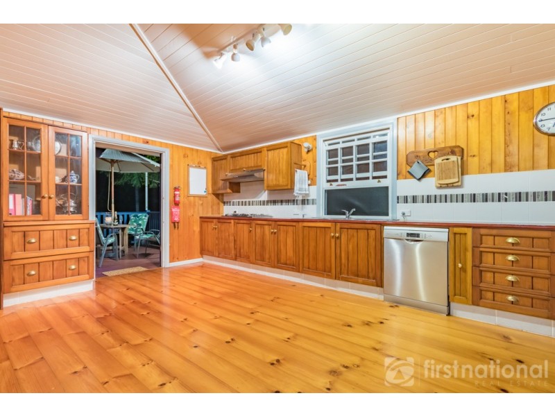 21 Bell Road, Glass House Mountains QLD 4518