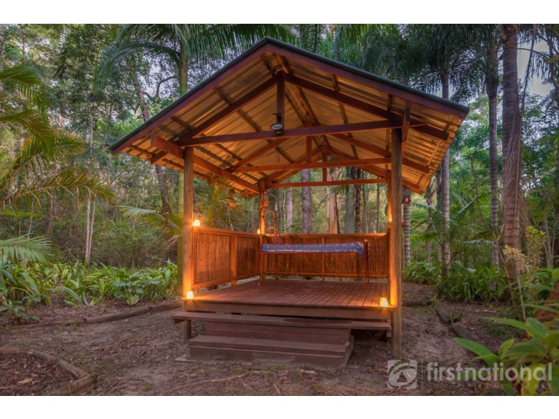 21 Bell Road, Glass House Mountains QLD 4518