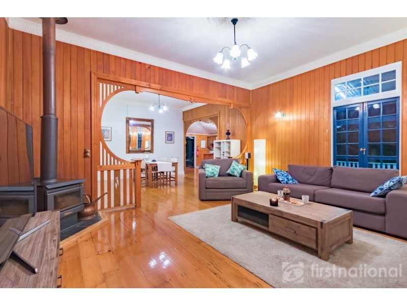 21 Bell Road, Glass House Mountains QLD 4518